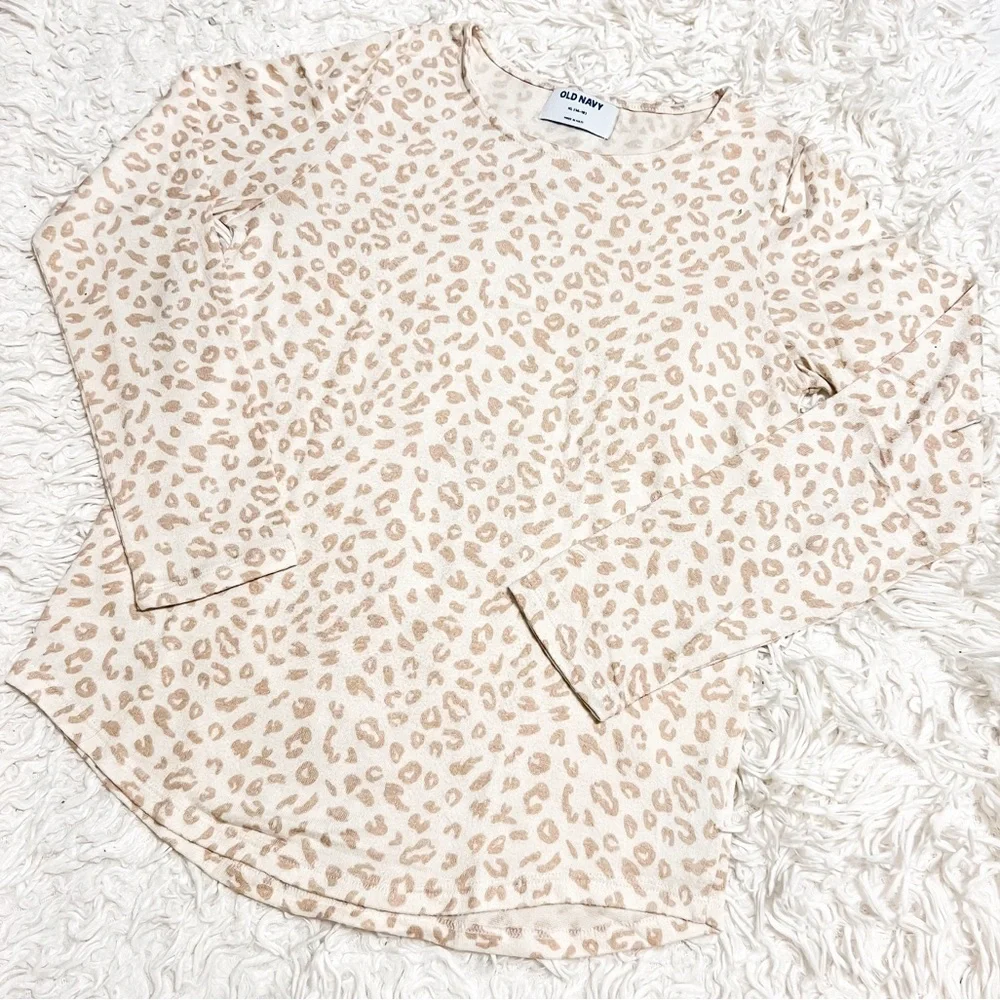 Old Navy Girls Cozy Knit Leopard Print Long Sleeve - Cream, Size XL (14-16)
